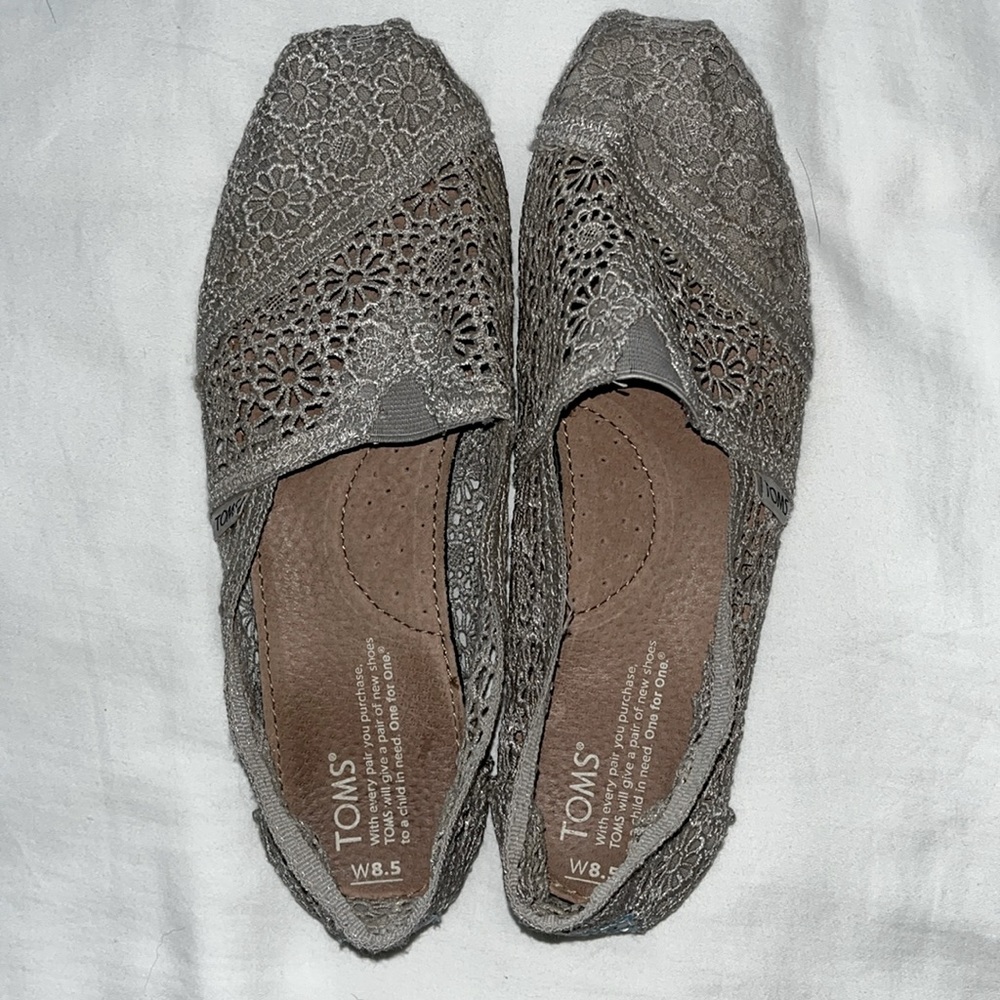 Tom’s Alpargata Moroccan Slipper Sz 8.5